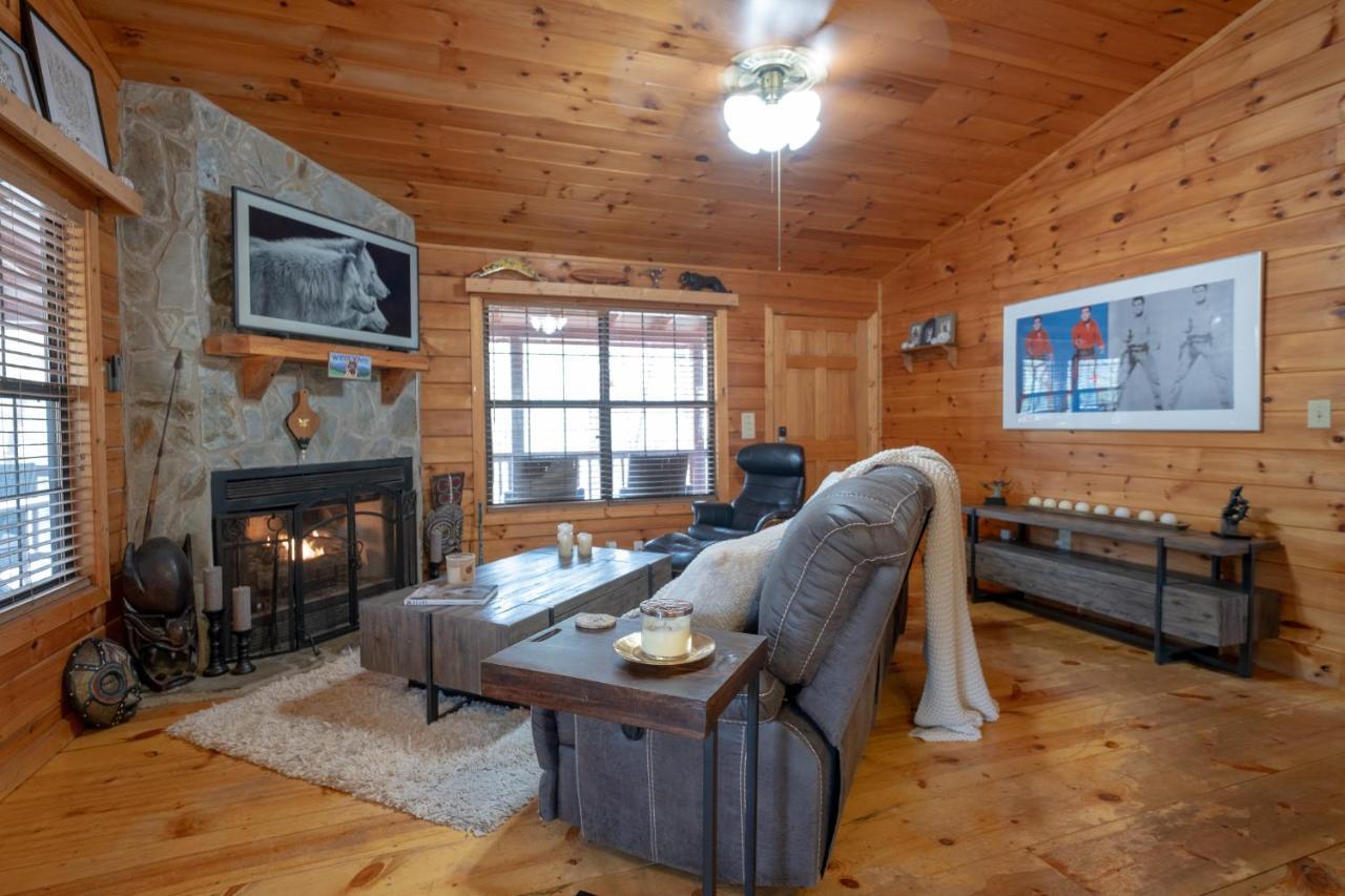 Willa Three Dog Night - Pet-Friendly Cabin With Hot Tub Blue Ridge Zewnętrze zdjęcie